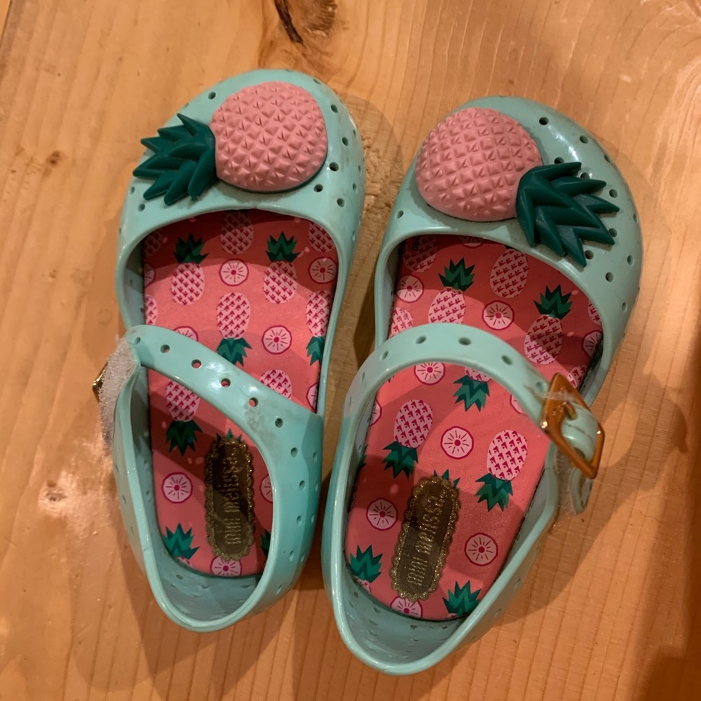Mini Melissa Pineapples